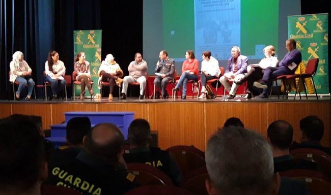 La Guardia Civil reune a colectivos para analizar los delitos de odio