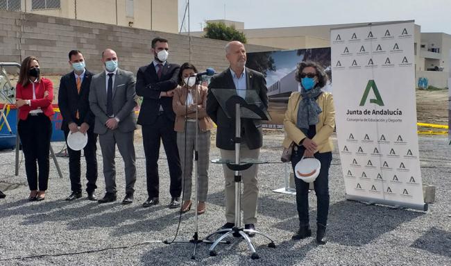 Imbroda coloca en Almería la primera piedra del Conservatorio de Danza ‘Kina Jiménez’