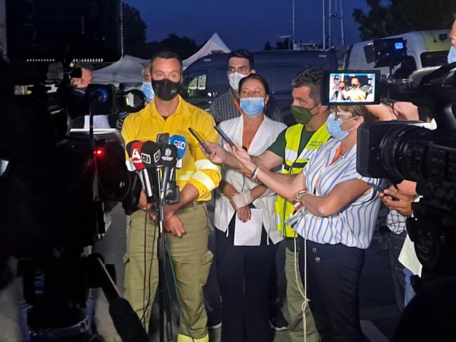 Los restos del bombero fallecido en Sierra Bermeja ya descansan en paz en Almería