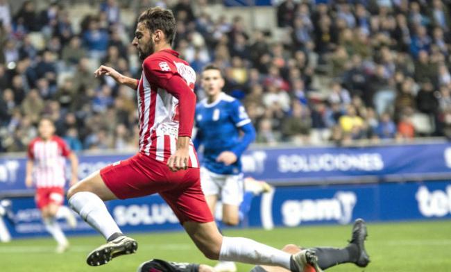 Iván Martos amplía su contrato y pasará a ser jugador profesional del primer equipo