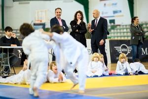 114 niños en la 7ª edición del Encuentro Escolar de Judo por Navidad