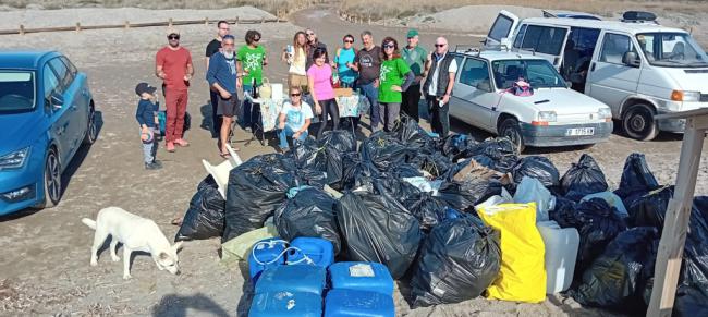 750 kilos de residuos recogidos en las Playas de Punta Entinas