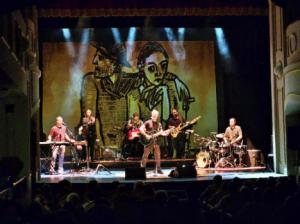 El Teatro Apolo vibró con los grandes éxitos de Sabina