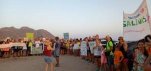 Manifestación por la regeneración de las Salinas de Cabo de Gata