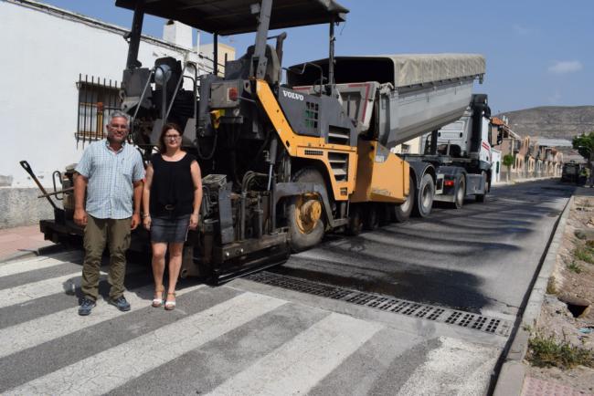 Finalizan Las Obras De Asfaltado En Torno A La Plaza Cruz De Mayo De La Gangosa