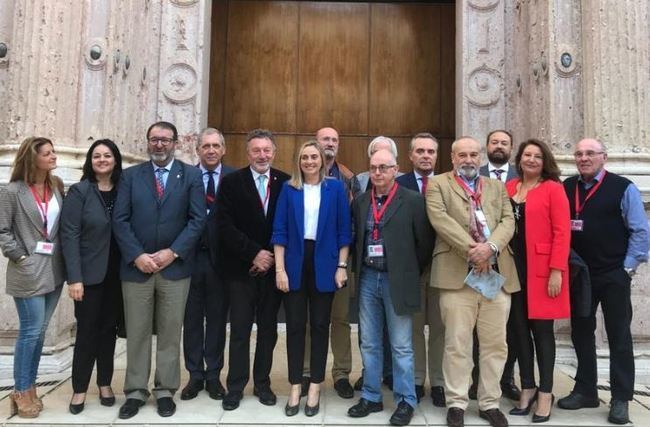 El Parlamento de Andalucía convalida el decreto ley sobre viviendas irregulares