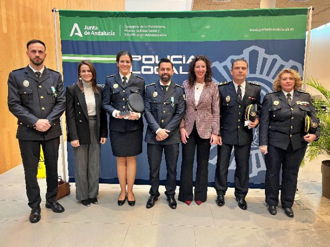 Policías de Almería reciben la Orden al Mérito de Andalucía