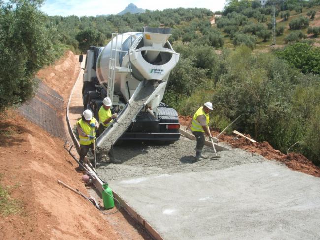 Almería recibe el 8,3% del dinero de la Junta para caminos rurales