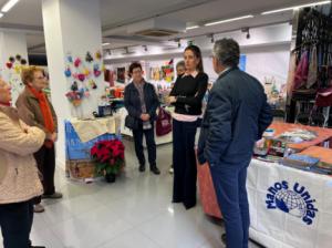 La delegada del Gobierno invita a participar en el mercadillo solidario de Manos Unidas