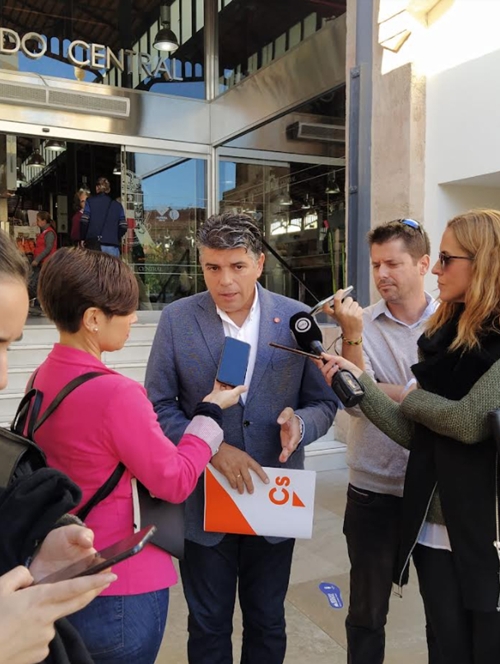 Cazorla: “Lo de la WIFI gratuita en calles y plazas de la ciudad es otra gran tomadura de pelo del PP a los almerienses”