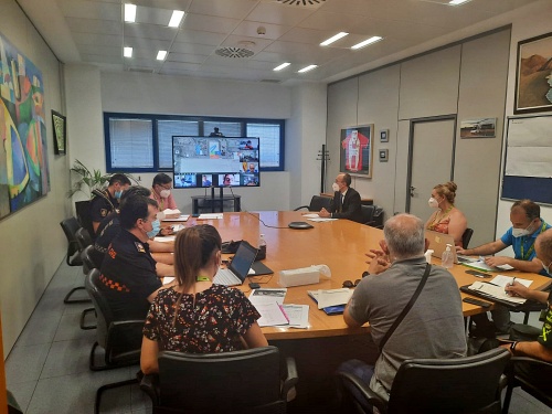 La Junta y AENA realizan un simulacro de accidente en el Aeropuerto de Almería