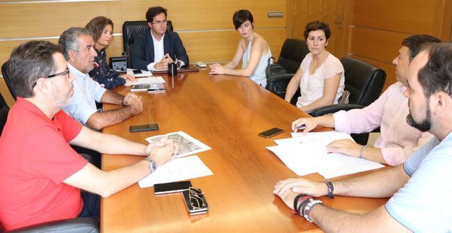 Reunión para analizar la temporada de verano en Almerimar