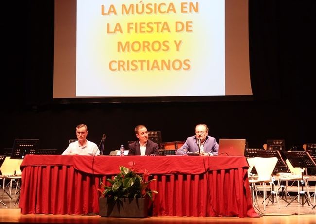 Moros y Cristianos de Vera ya cuenta con su propia marcha festera