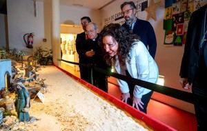 Belén almeriense de 500 piezas se inaugura en el Museo de la Guitarra hasta el 6 de enero