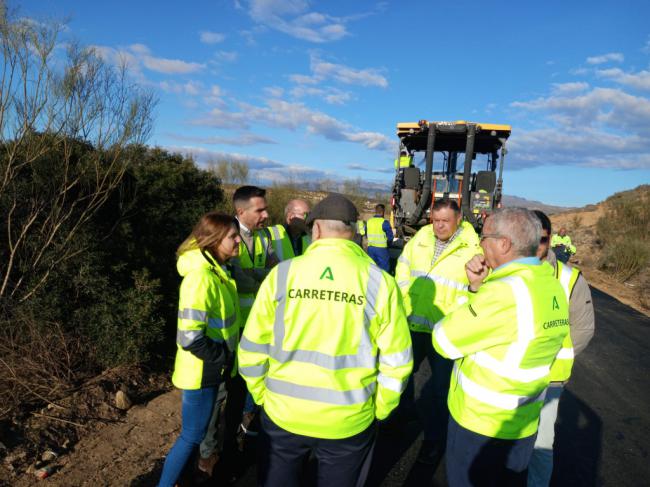 Junta mejora el acceso a la carretera de las pedanías de Los Alamillos y Gafares