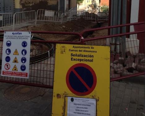 Obras en la calle San Sebastián de Cuevas