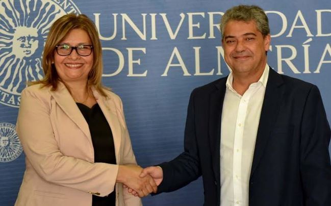 La UAL firma un acuerdo de cooperación con una Universidad de Paraguay