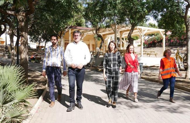 Recta final de la renovación del Parque del Cercado de Adra