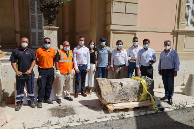 El Ayuntamiento de El Ejido recupera el pedestal de Porcia Maura del siglo II