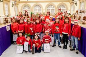 Los alumnos del Aula Creativa Tam Tam visitan el Belén de Diputación