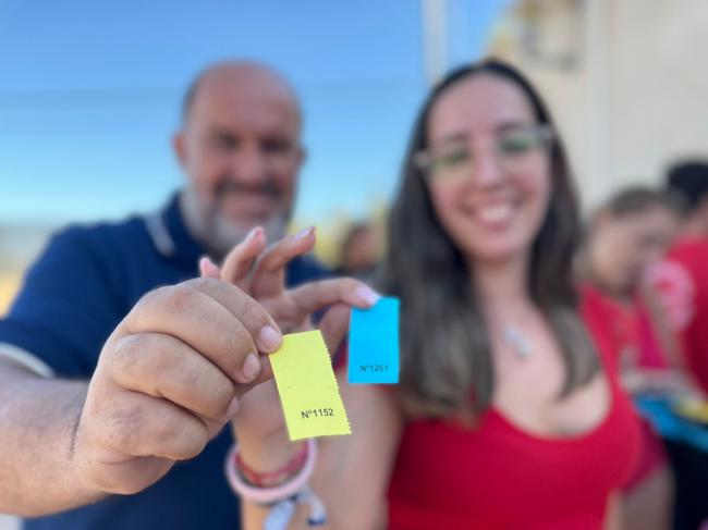 La Piscina Municipal de Dalías completa su aforo en la Fiesta del Agua