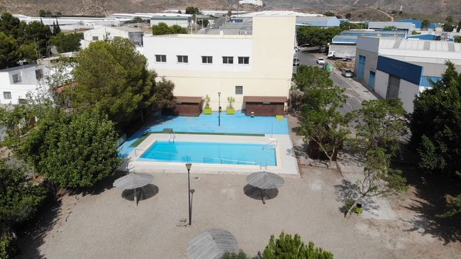 El Ayuntamiento de Berja abre este sábado las piscinas de La Tomillera y San Roque