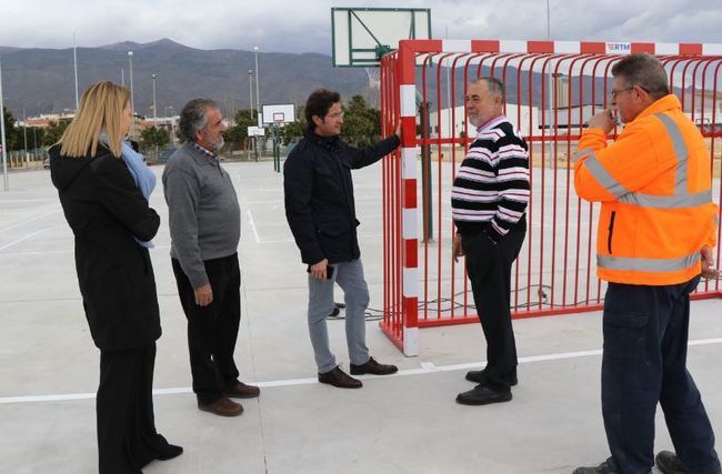 Construcción y remodelación de pistas deportivas en El Ejido