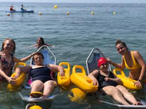 Mayores de Vícar Disfrutan Este Verano De La Playa