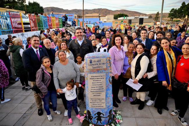 Almería homenajea a Carmen Mora junto a la Escuela Infantil Los Almendros