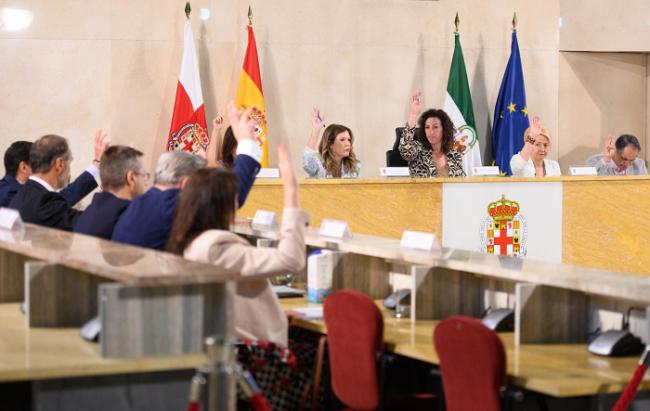 Todos los concejales del Ayuntamiento de Almería tendrán sueldo