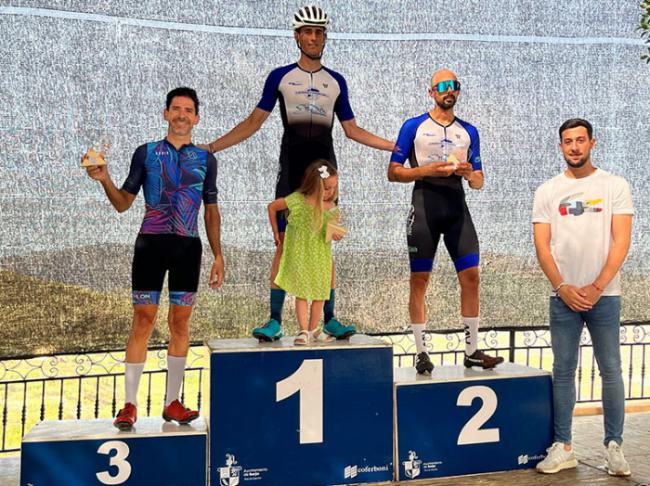 Daniel Estévez se impone en una nueva edición de la Cronoescalada ciclista a Hirmes