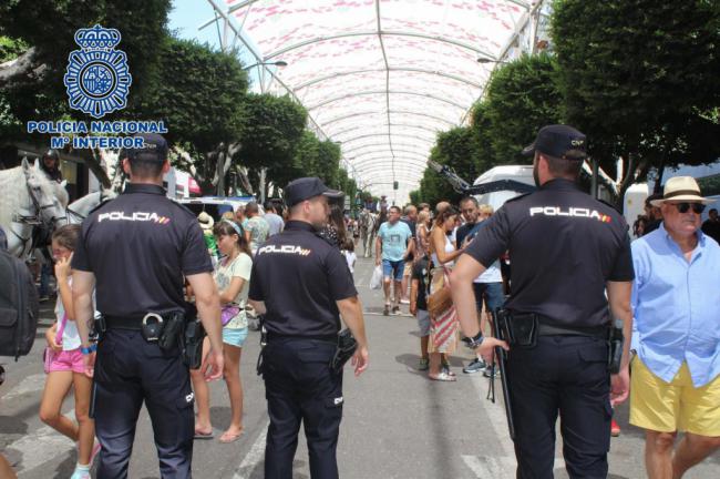 La Policía detiene a 36 personas durante la feria de Almería