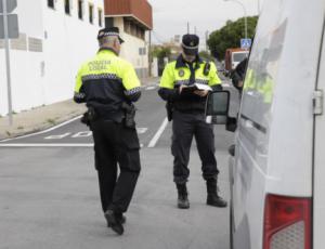 Un 4,6% De Los Vehículos Controlados Por La Policía De Vícar Superaron la velocidad límite