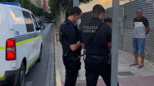 Policía Local de El Ejido disuelve una "quedada" de 100 personas