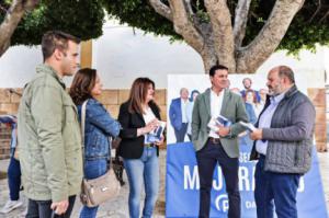 El presidente del PP pide a Dalías que repita su confianza