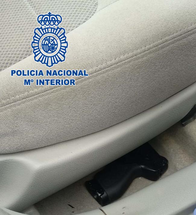 Detenido por el atraco a punta de pistola para robarle el coche a una mujer en El Ejido