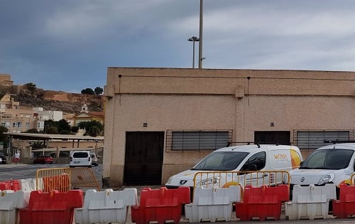 Mayfra adapatará unos locales para un bar en el Puerto Pesquero de Almería