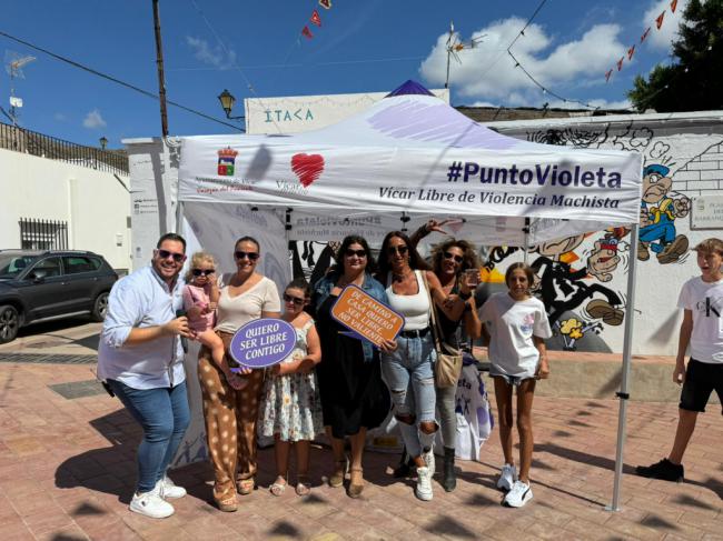 700 personas atendidas por el Punto Violeta de Vicar este verano