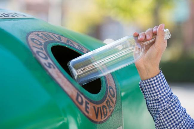 El reciclaje de vidrio en Almería está por debajo de la media