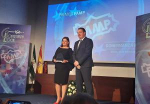 Vícar Recibe El Premio A La Gobernanza Local De La FAMP Por Educación Vial