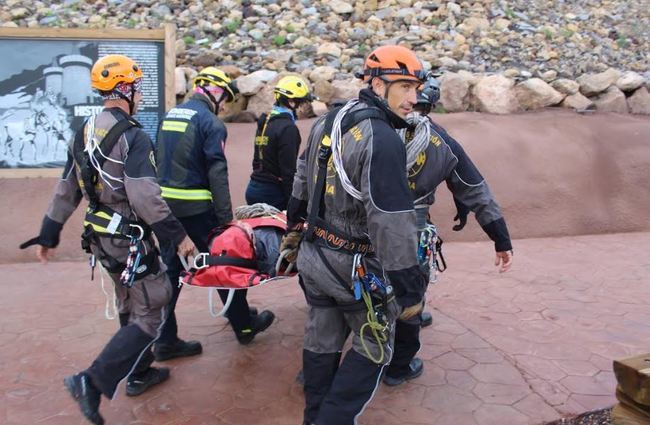 Los Bomberos del Levante efectúan un segundo ejercicio de rescate en la Geoda de Pulpí