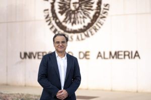 Rector de la UAL presenta su primer año con más del 90% de acciones cumplidas