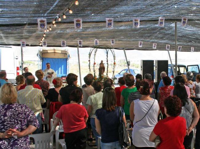 La Barriada De El Cosario Saca El Domingo En Romería A La Virgen María