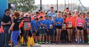 Más de 550 runners toman la salida en la V Carrera de la Mujer de El Ejido