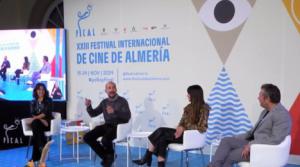 Mesa redonda en el Festival de Almería explora la industria del cine