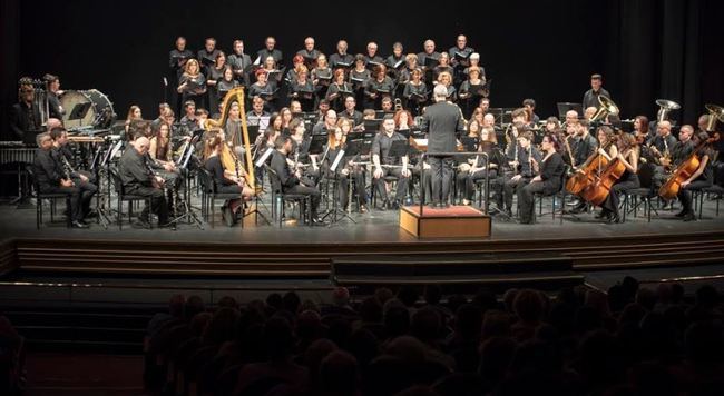 El Maestro Padilla recibe la novena edición del Festival de Bandas Juveniles San Indalecio