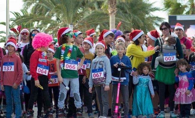 San Silvestre solidaria de Carboneras recauda cerca de 700€