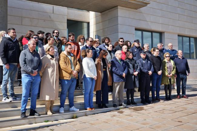 Vícar homenajea a las víctimas del terrorismo del 11M