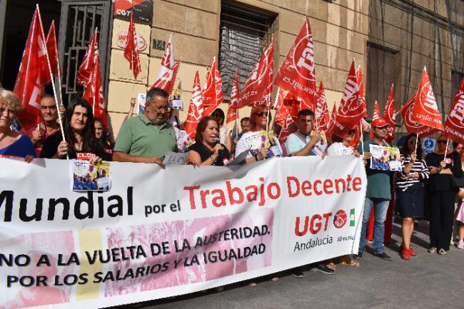 Almería se moviliza por la Jornada Mundial del Trabajo Decente