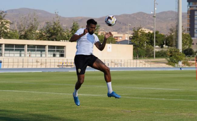 El Almería se prepara para un fin de semana duro